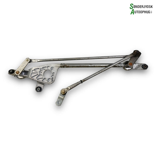 Suzuki Grand Vitara Viskertræk Med OEM Nr. 3810065J00 Fra Suzuki Ophugger