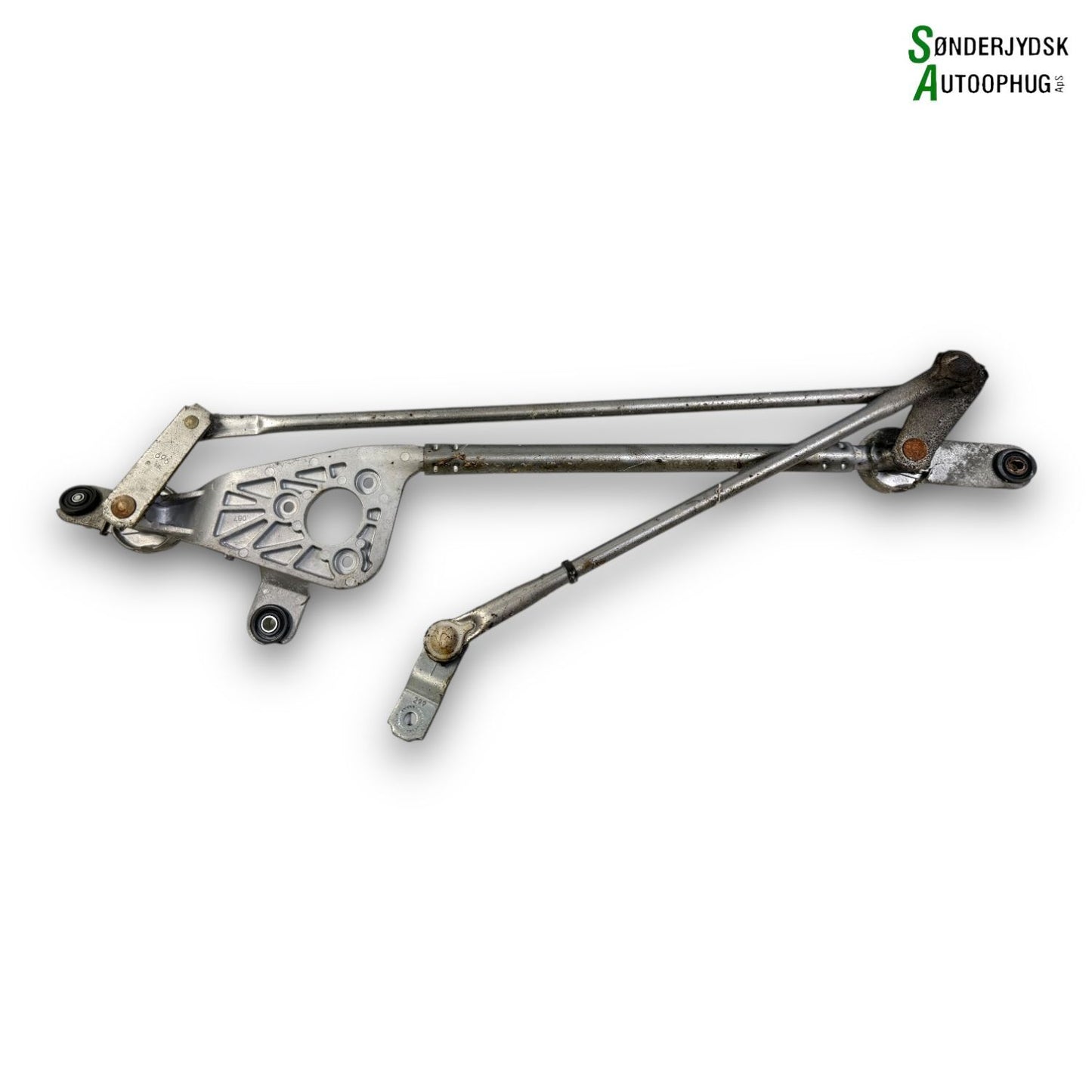 Suzuki Grand Vitara Viskertræk Med OEM Nr. 3810065J00000 Fra Suzuki Ophugger