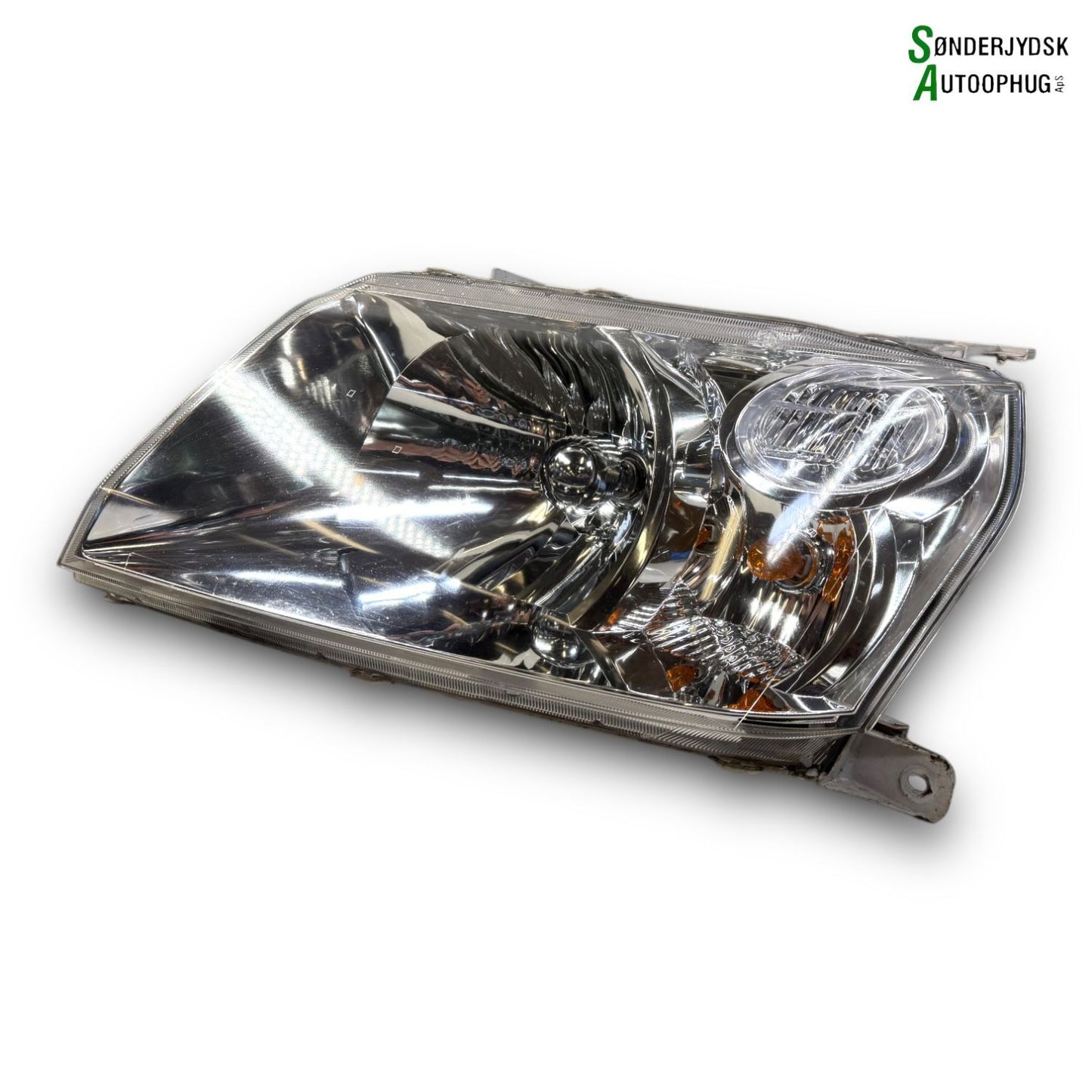 Suzuki Grand Vitara Forlygte Med OEM Nr. 3532064J10000 Fra Suzuki Ophugger