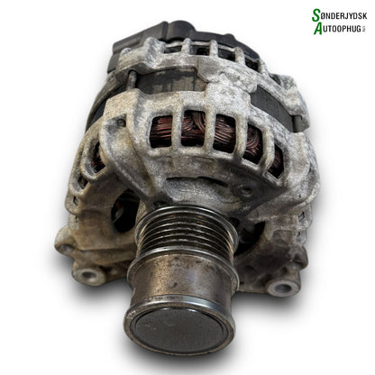 Skoda Octavia Generator Med OEM Nr. 04E903015B Fra Skoda Ophugger