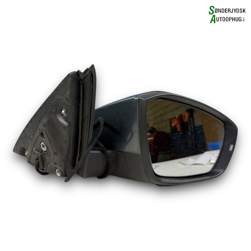 Skoda Octavia Sidespejl Med OEM Nr. 5E0949102 Fra Skoda Ophugger