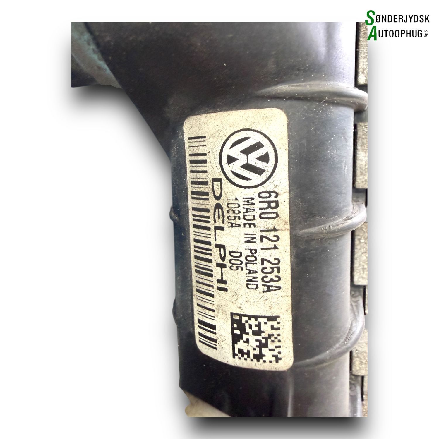 Skoda Fabia Køler Med OEM Nr. 6R0121253A Fra Skoda Ophugger