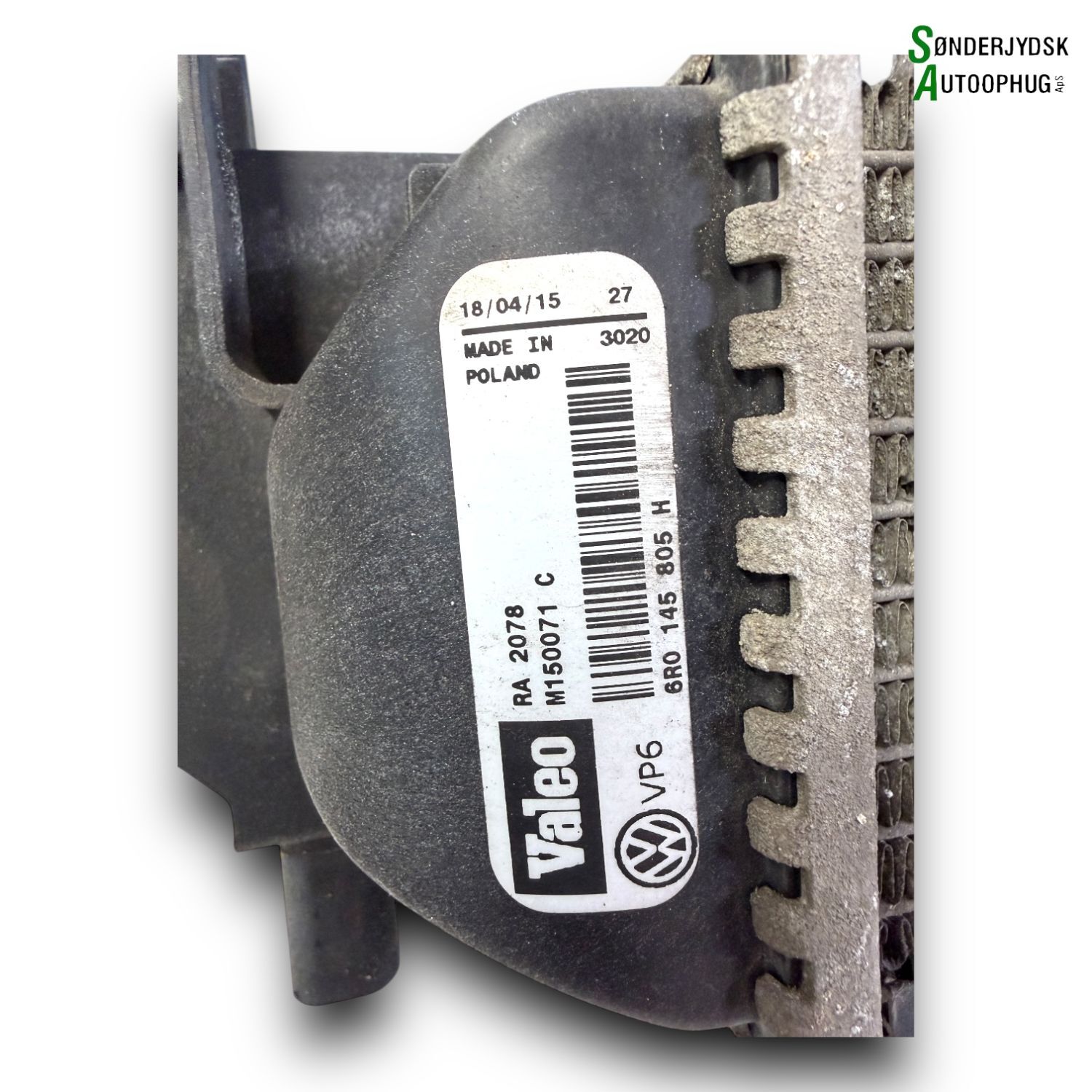 Skoda Fabia Køler Med OEM Nr. 6R0145805H Fra Skoda Ophugger