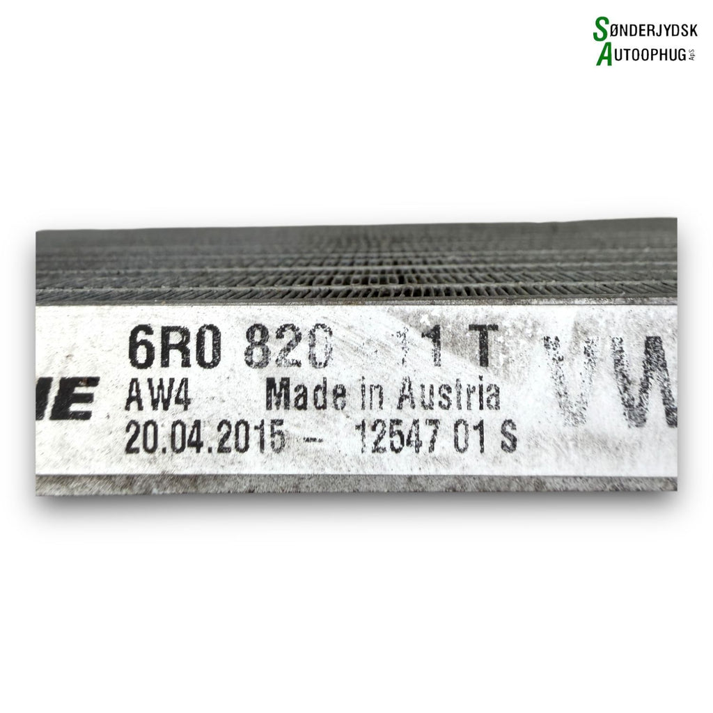 Skoda Fabia Køler Aircond Med OEM Nr. 6R0820411S Fra Skoda Ophugger