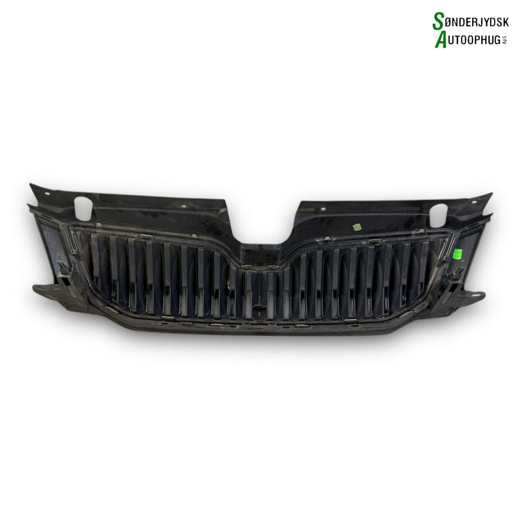 Skoda Octavia Frontgitter Med OEM Nr. 5E08537612ZZ Fra Skoda Ophugger