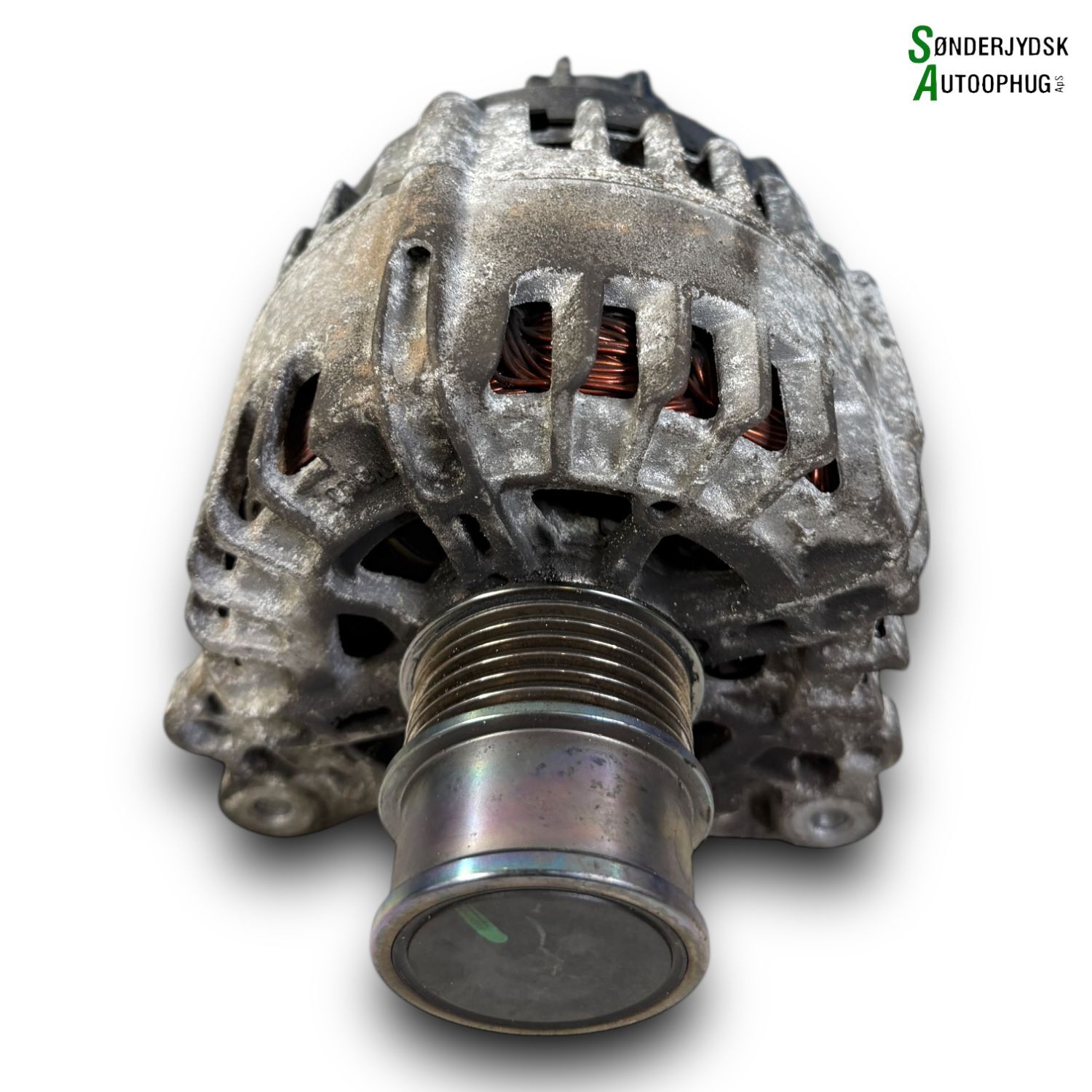 Skoda Octavia Generator Med OEM Nr. 04E903024S Fra Skoda Ophugger