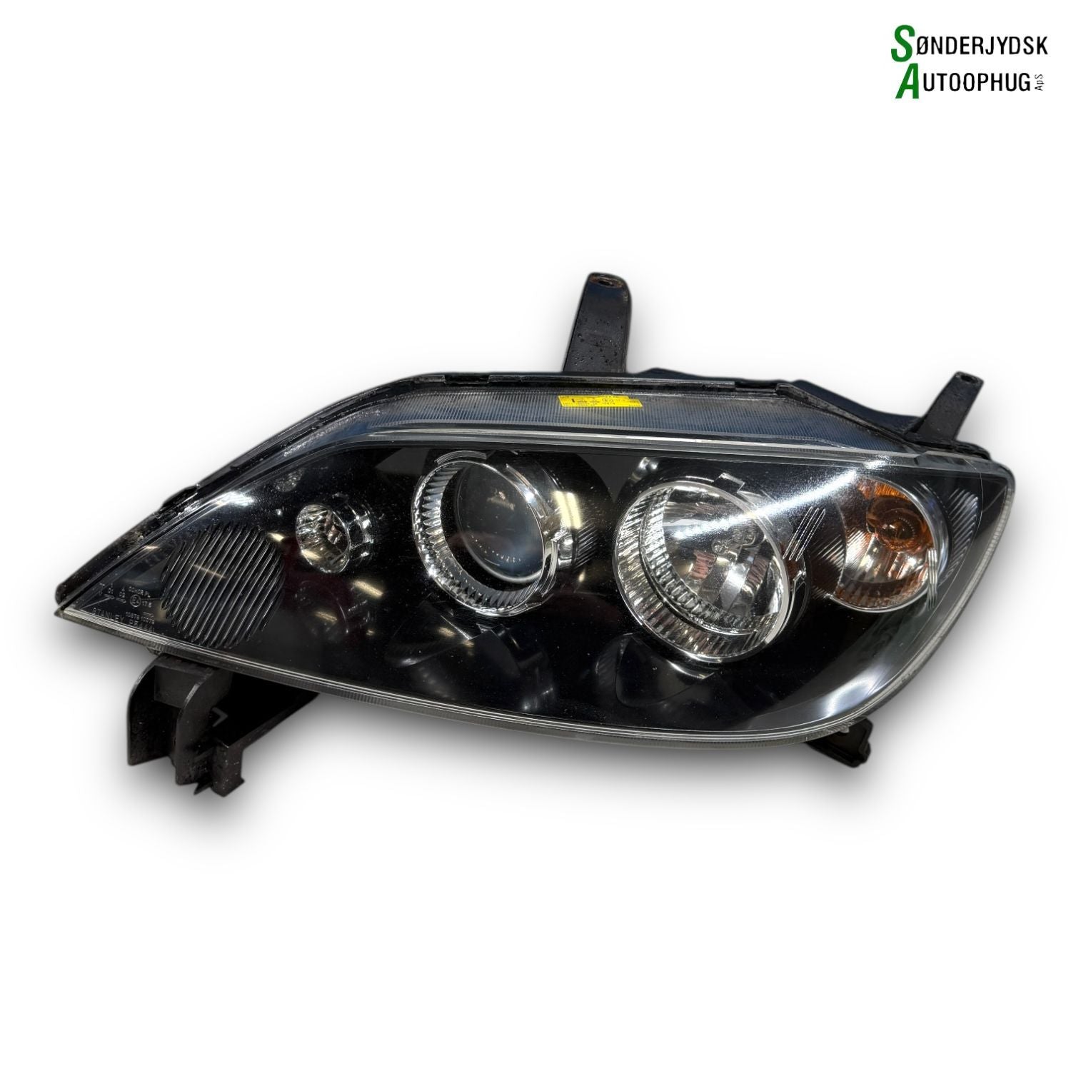 Mazda 2 Nd Forlygte Med OEM Nr. DG4051040B Fra Mazda Ophugger