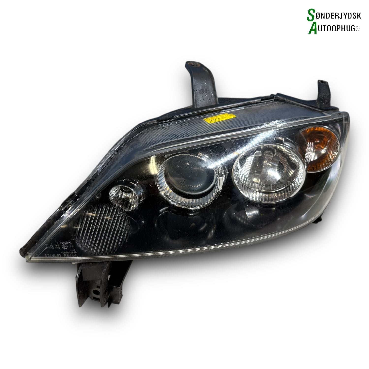 Mazda 2 Nd Forlygte Med OEM Nr. DG4051040B Fra Mazda Ophugger