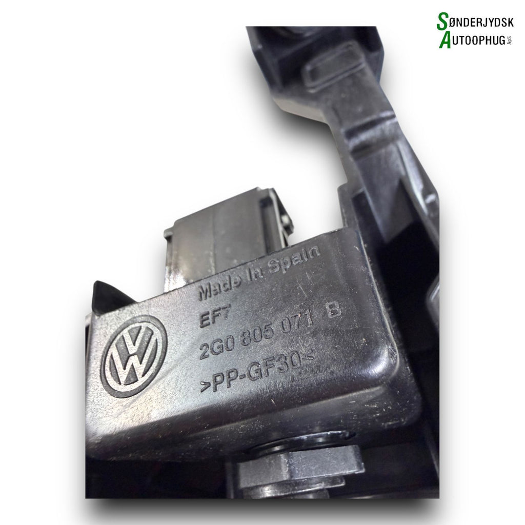 VW Polo Aw Forlygteholder Med OEM Nr. 2G0805071B Fra VW Ophugger