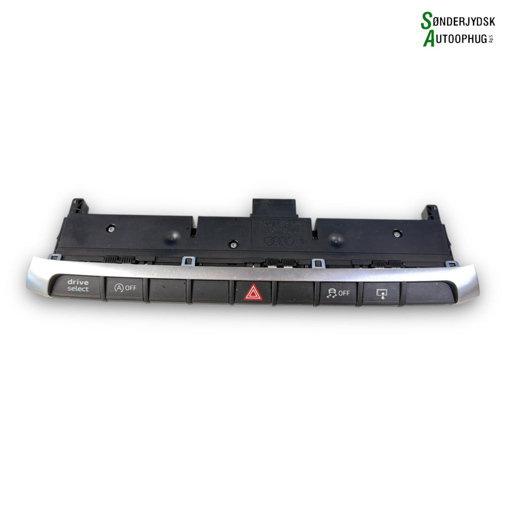 Audi A3 8V Kontakt Katastrofe Med OEM Nr. 8V0925301JBNV6 Fra Audi Ophugger