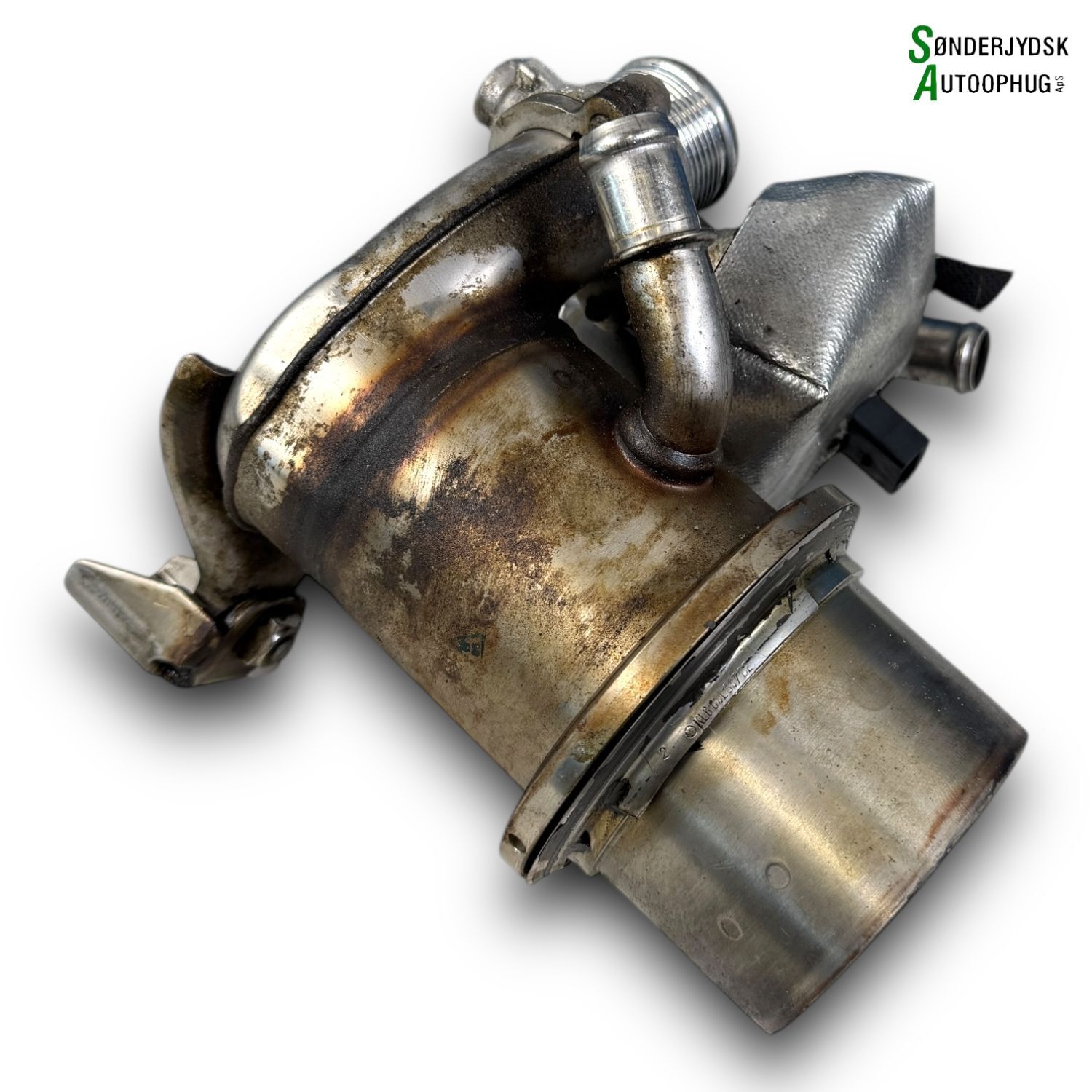 Audi A3 8V Køler Egr Med OEM Nr. 04L131512BH Fra Audi Ophugger