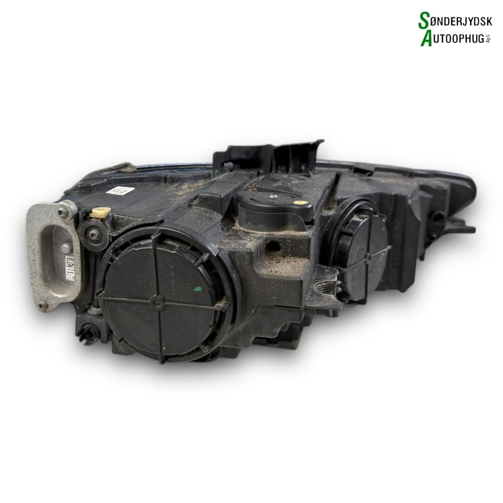 Audi A3 8V Forlygte Med OEM Nr. 8V0941043E Fra Audi Ophugger