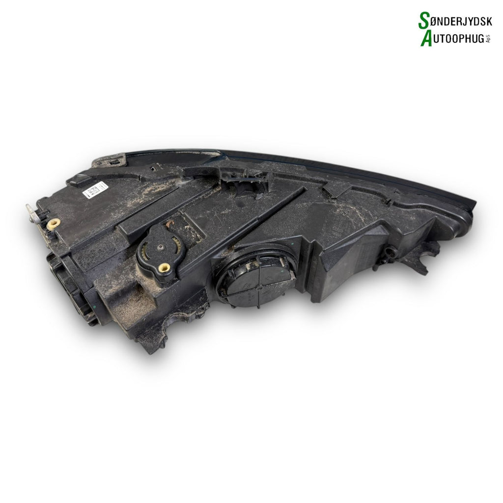 Audi A3 8V Forlygte Med OEM Nr. 8V0941043E Fra Audi Ophugger