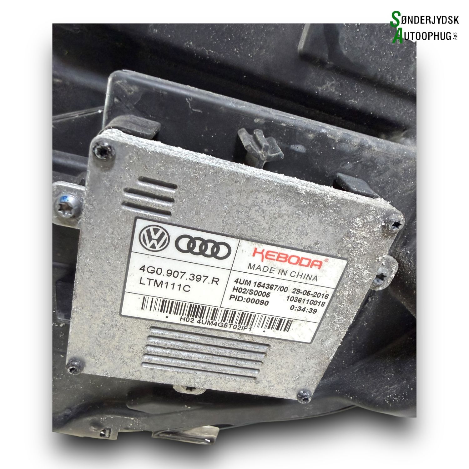 Audi A3 8V Forlygte Med OEM Nr. 8V0941043E Fra Audi Ophugger
