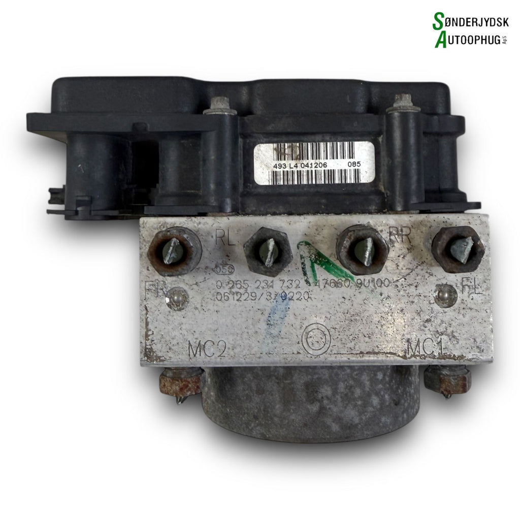 Nissan Note ABS Pumpe Med OEM Nr. 476609U100 Fra Nissan Ophugger