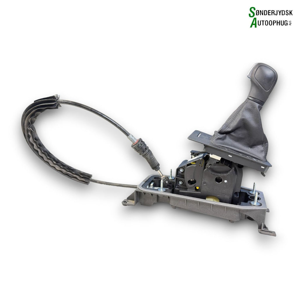 VW Polo Aw Gearskifte Med OEM Nr. 2Q1716023AJ Fra VW Ophugger