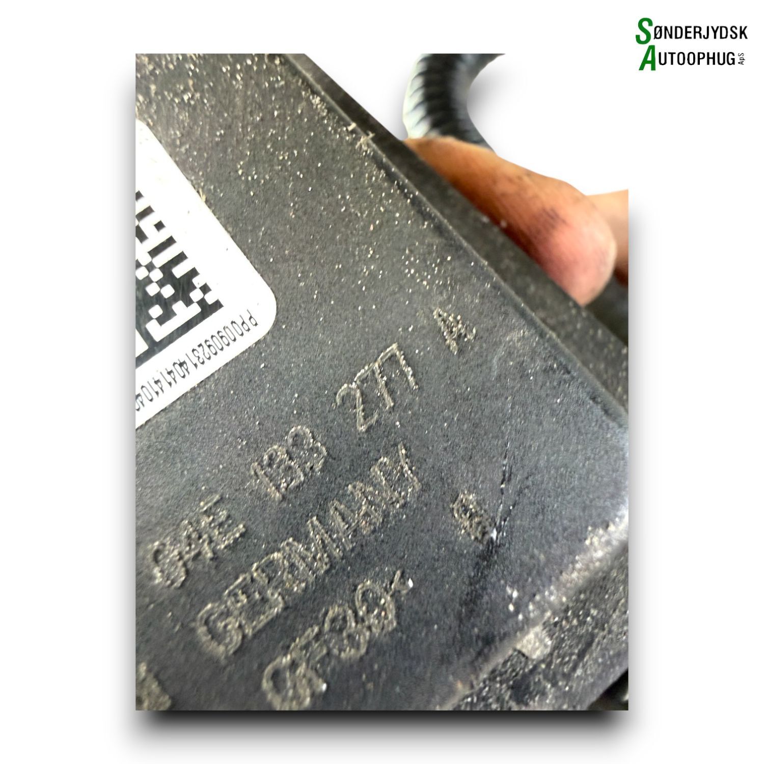 VW Polo Aw Brændstofslange Med OEM Nr. 04C133352BN Fra VW Ophugger