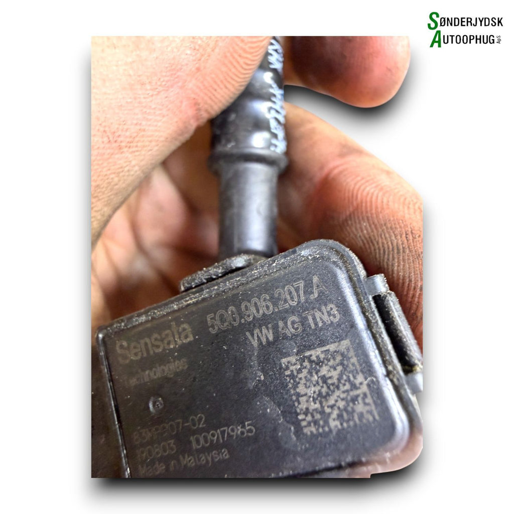 VW Polo Aw Servoslanger Med OEM Nr. 5Q0906204A Fra VW Ophugger