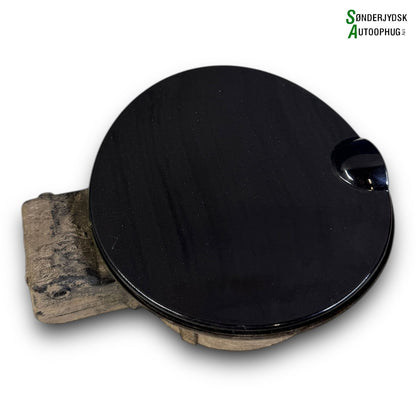 Skoda Citigo Benzinklap / Tankklap Med OEM Nr. 1S0809857K Fra Skoda Ophugger