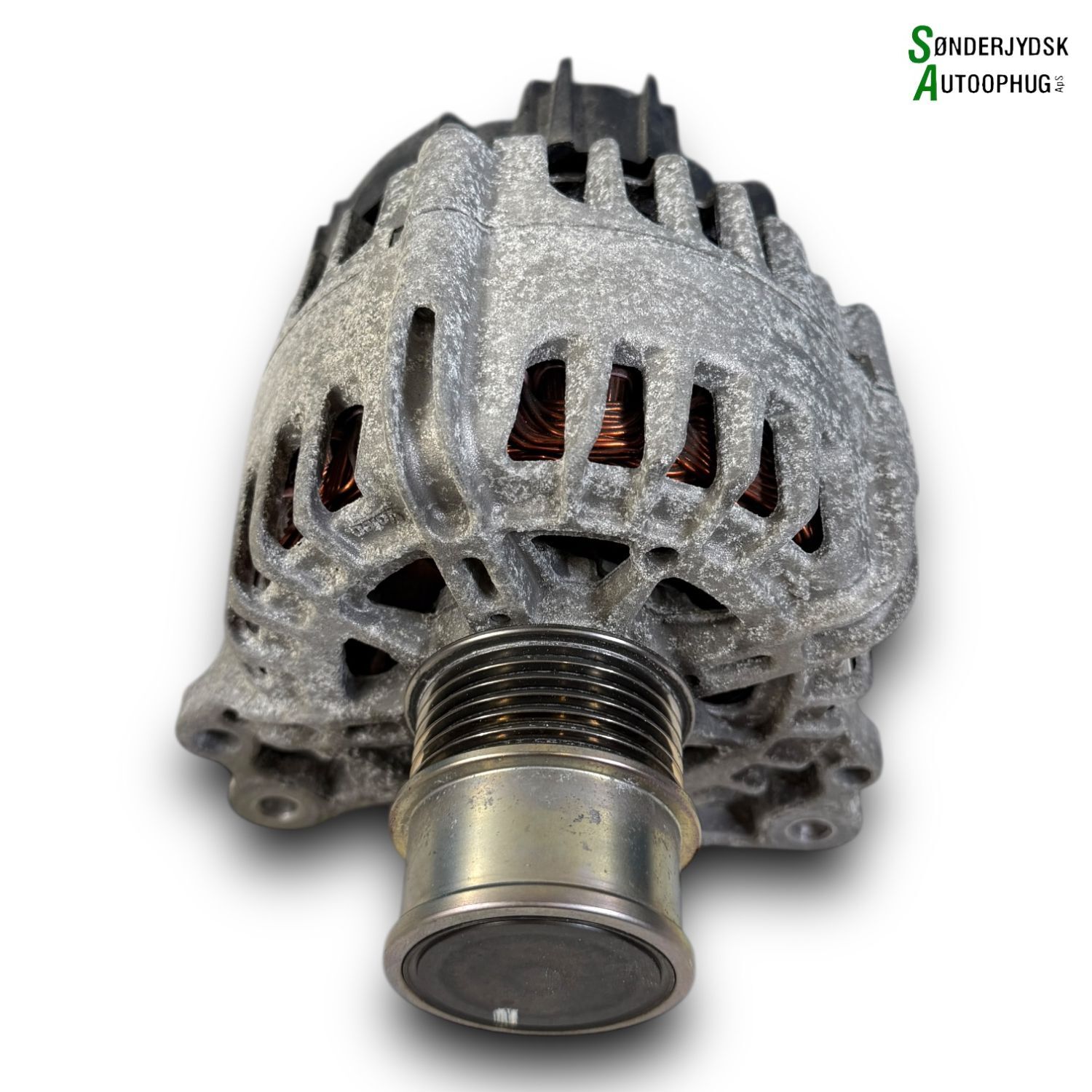 Skoda Fabia Generator Med OEM Nr. 04E903015G Fra Skoda Ophugger