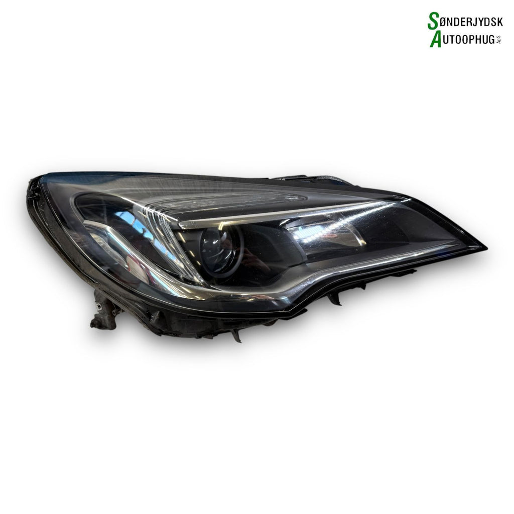 Opel Astra K Forlygte Med OEM Nr. 39081893 Fra Opel Ophugger