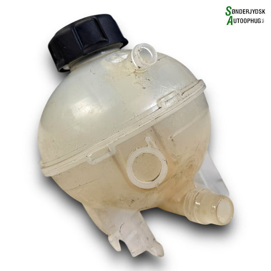 Opel Grandland Ekspansionsbehold Med OEM Nr. 9678514680 Fra Opel Ophugger