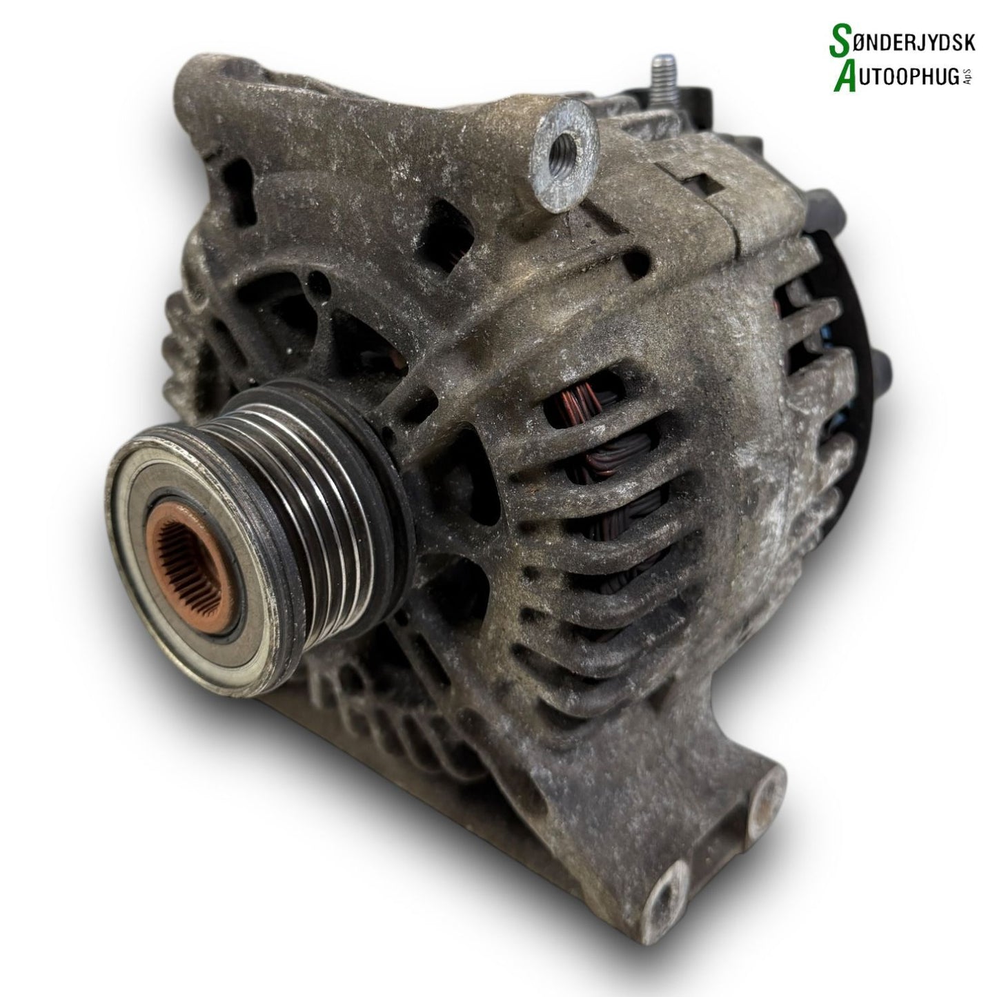 Mercedes A W169 Generator Med OEM Nr. 6401540402 Fra Mercedes Ophugger