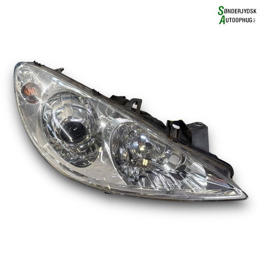 Peugeot 307 Forlygte Med OEM Nr. 620686 Fra Peugeot Ophugger