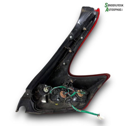 Nissan Juke Baglygte Med OEM Nr. 265551KA0A Fra Nissan Ophugger