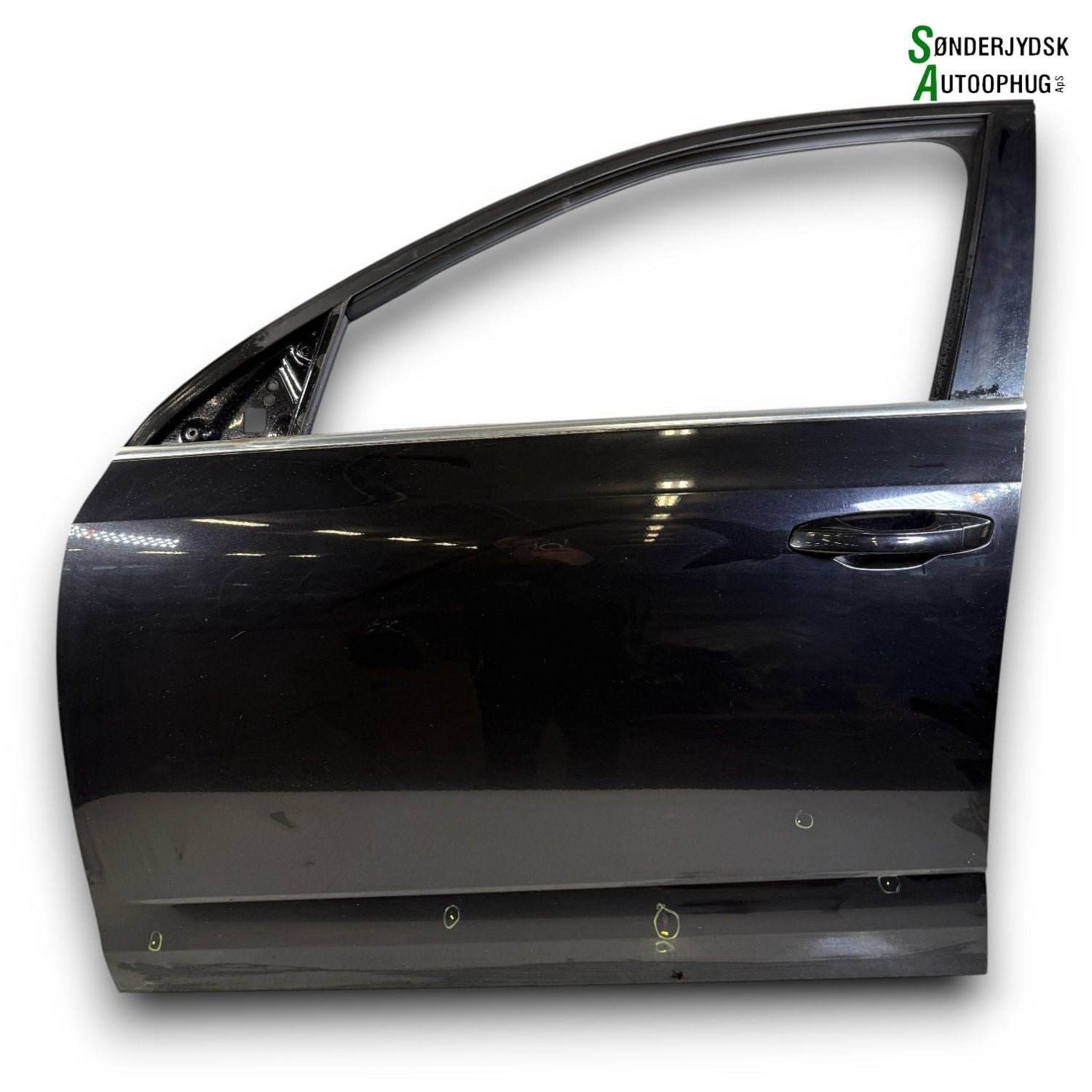 Skoda Octavia Fordør V Med OEM Nr. 5E0831055A Fra Skoda Ophugger