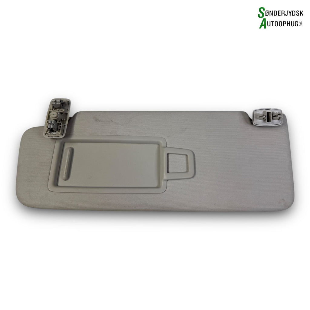 Skoda Octavia Solskærm Med OEM Nr. 5G0857551AG Fra Skoda Ophugger