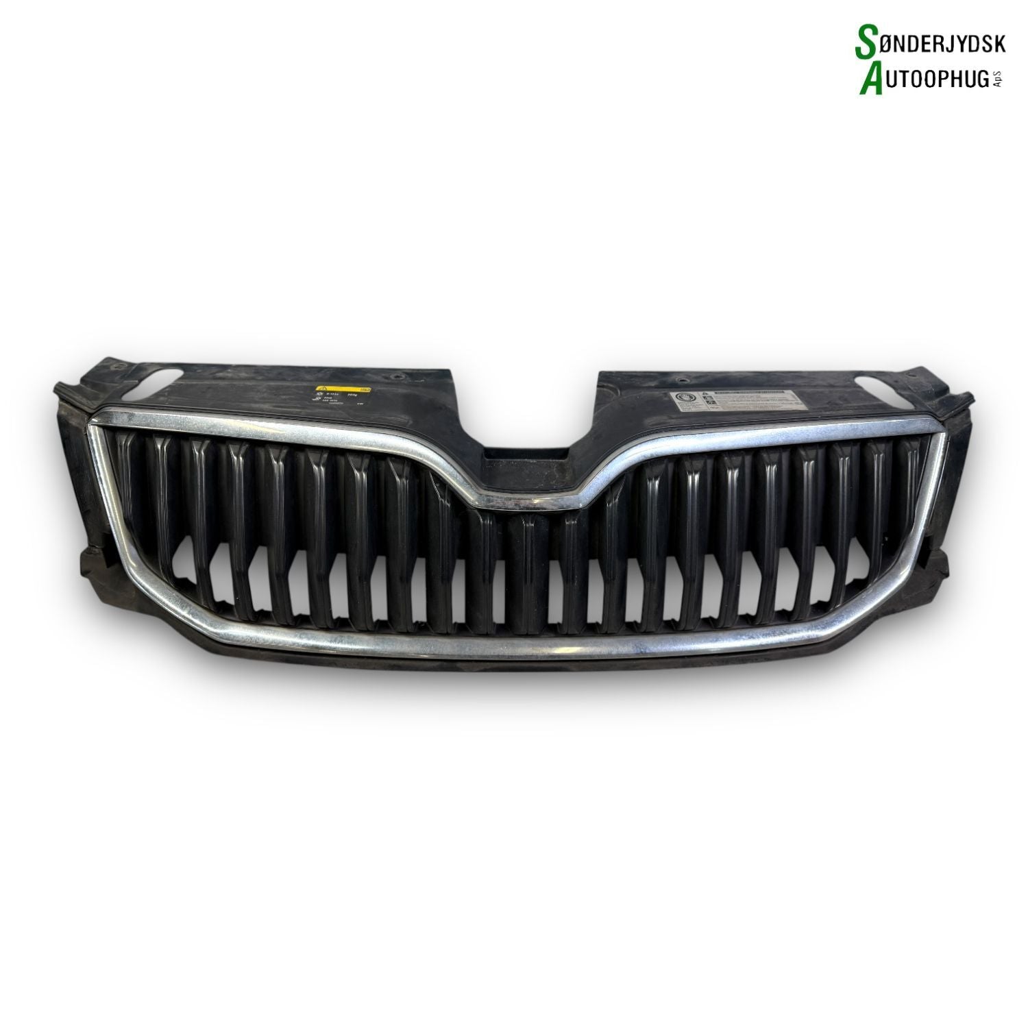 Skoda Octavia Frontgitter Med OEM Nr. 5E0853761 Fra Skoda Ophugger