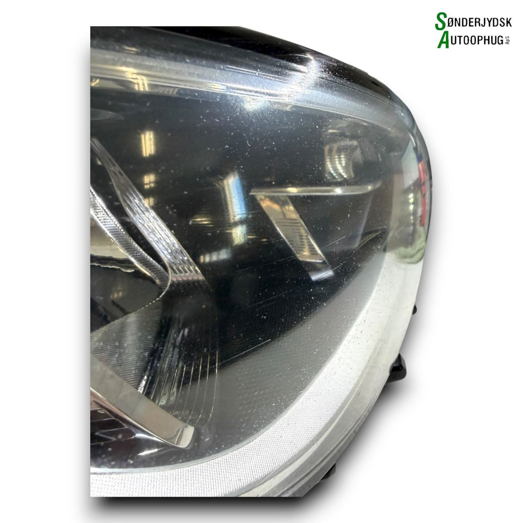 VW Passat 3G Forlygte Med OEM Nr. 3G1941006C Fra VW Ophugger