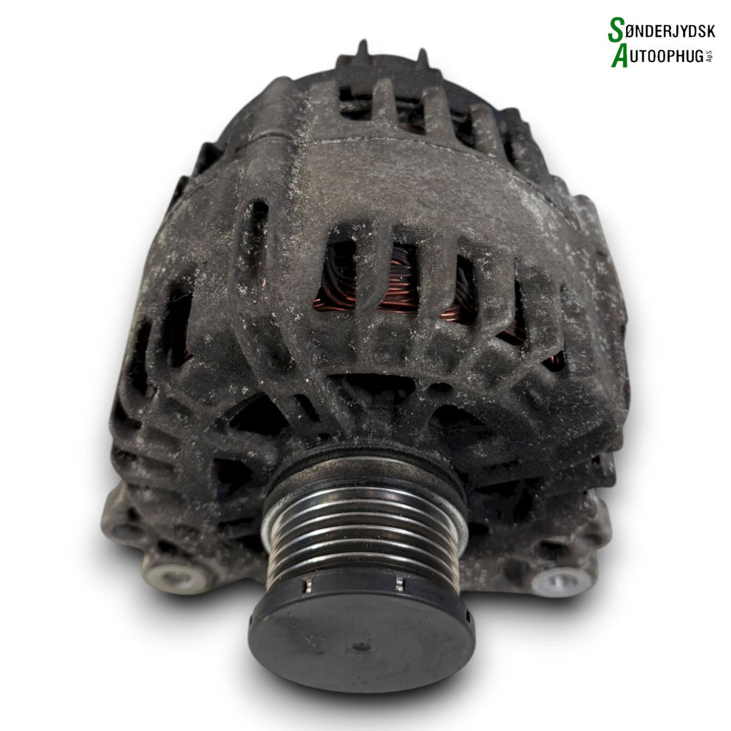 VW Passat 3G Generator Med OEM Nr. 03L903024LX Fra VW Ophugger