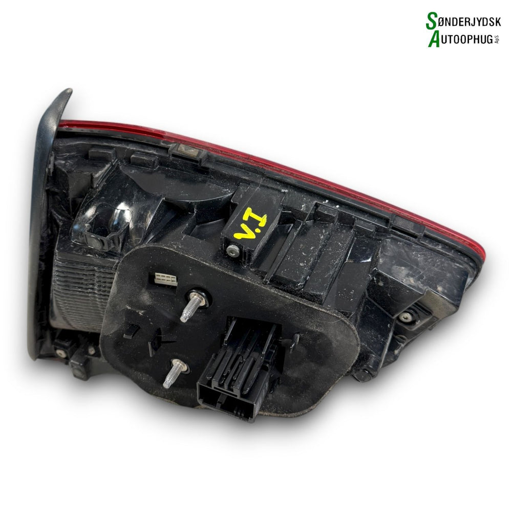 VW Passat 3G Baglygte Med OEM Nr. 3G9945093D Fra VW Ophugger