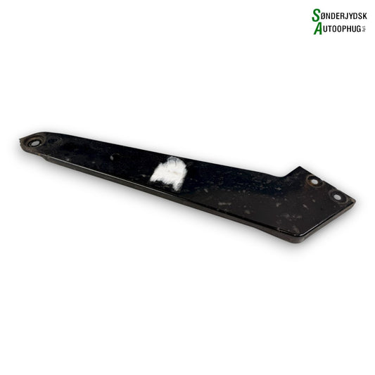 VW Passat 3G Forlygteholder Med OEM Nr. 3G0805932 Fra VW Ophugger