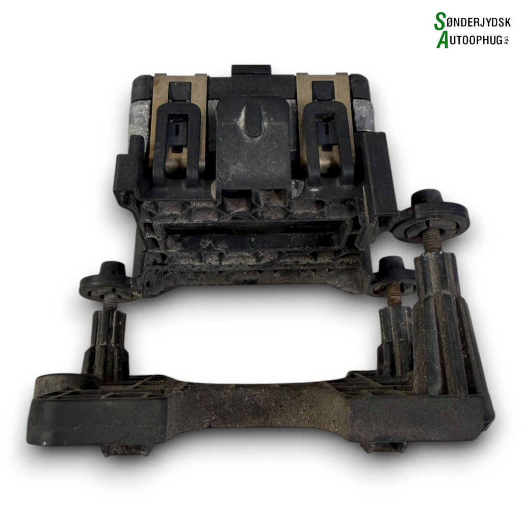 VW Passat 3G Radar Med OEM Nr. 3Q0907572B Fra VW Ophugger