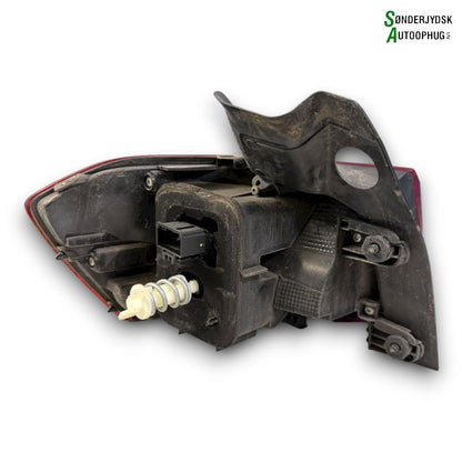 VW Passat 3G Baglygte Med OEM Nr. 3G9945096D Fra VW Ophugger