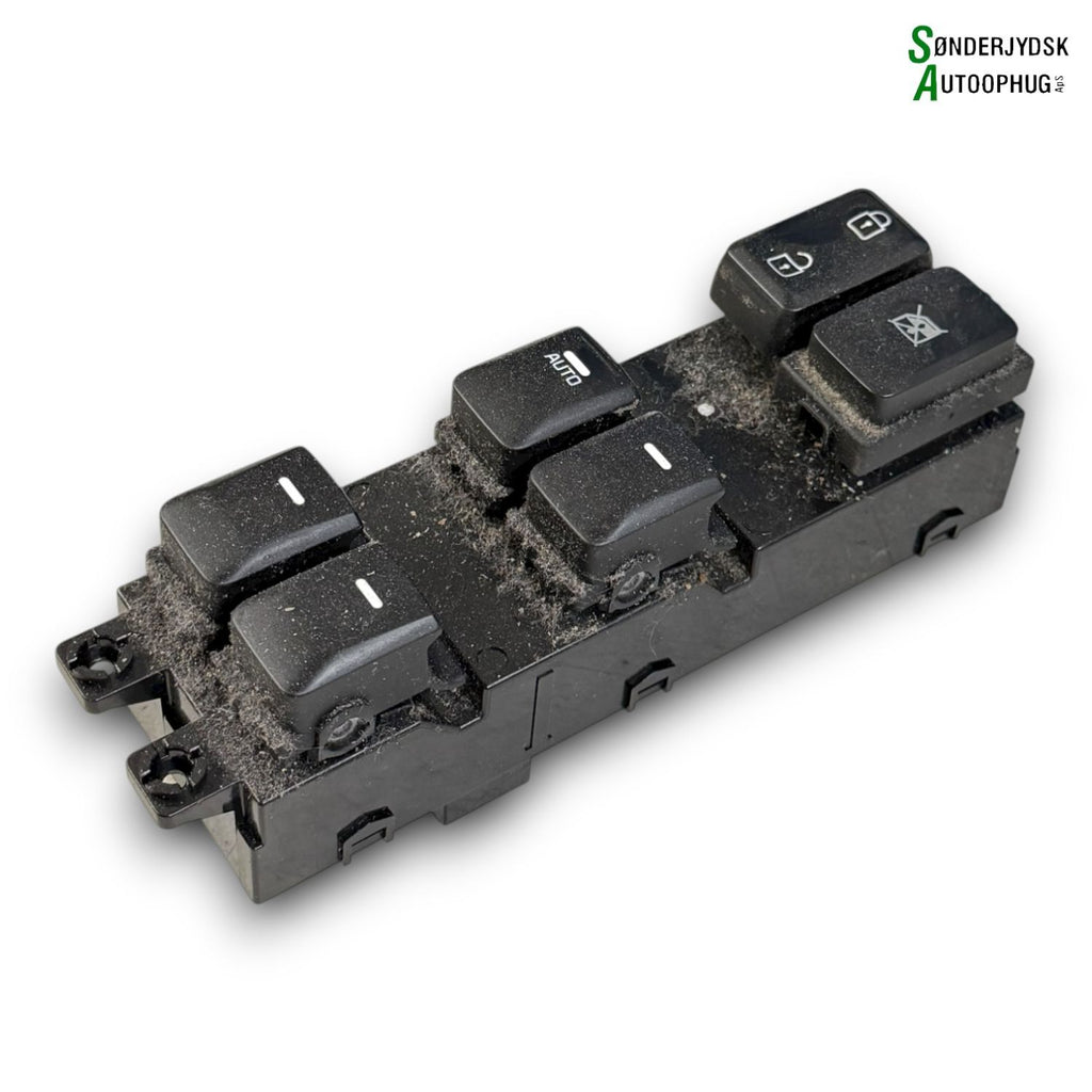 Kia Picanto Kontakt Rudehejs Med OEM Nr. 935701Y500 Fra Kia Ophugger