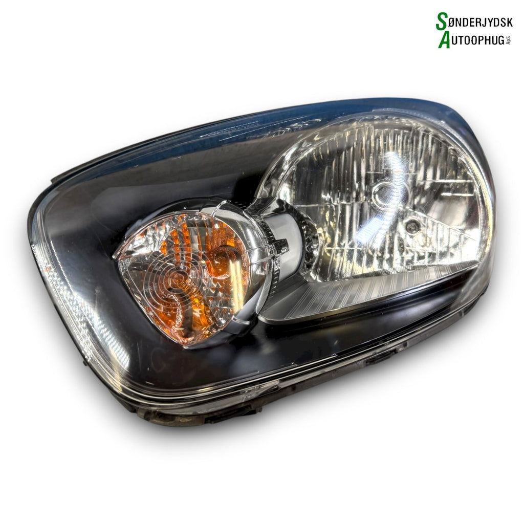 Kia Picanto Forlygte Med OEM Nr. 921011Y011 Fra Kia Ophugger