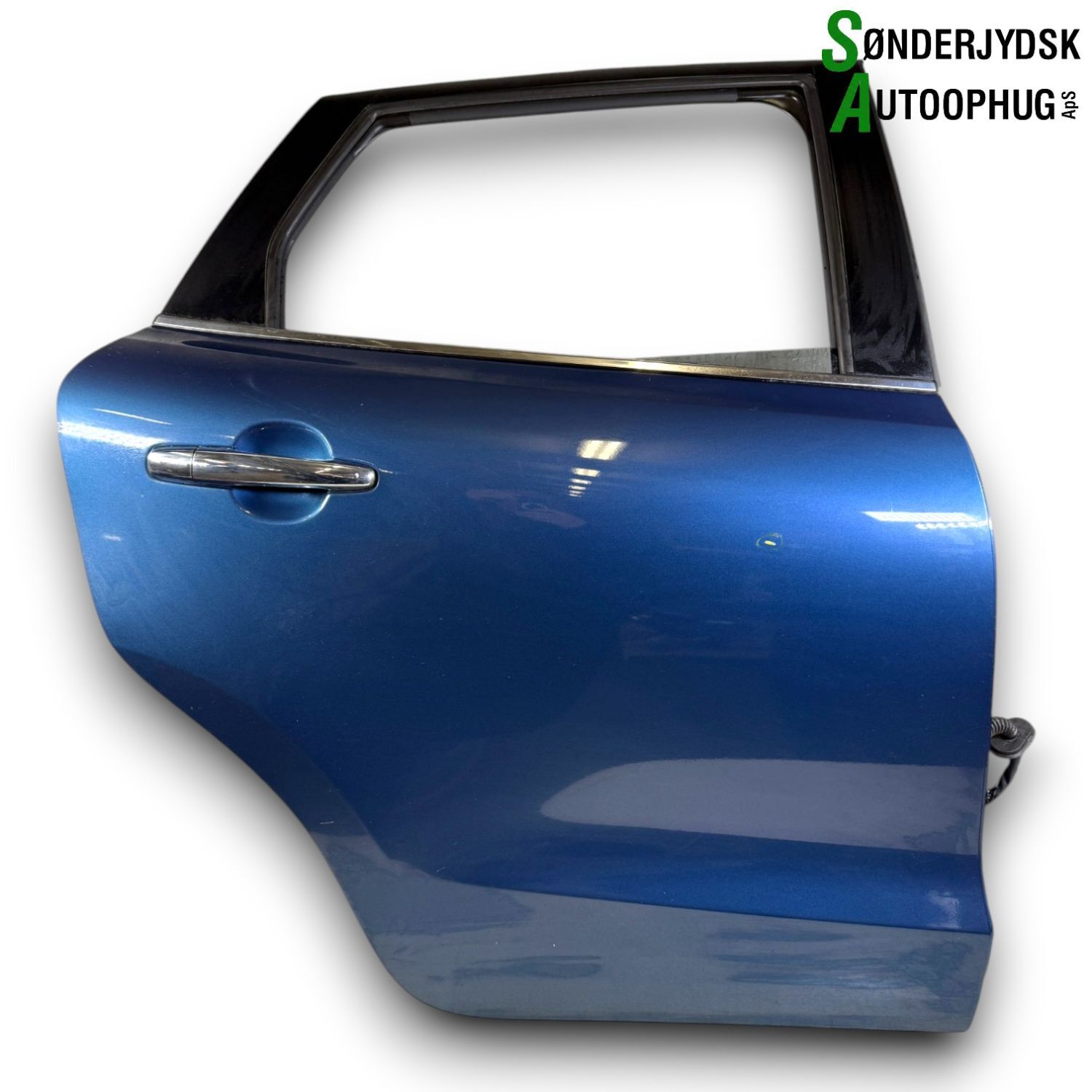 Suzuki Baleno Bagdør H Med OEM Nr. 68003M68P10 Fra Suzuki Ophugger