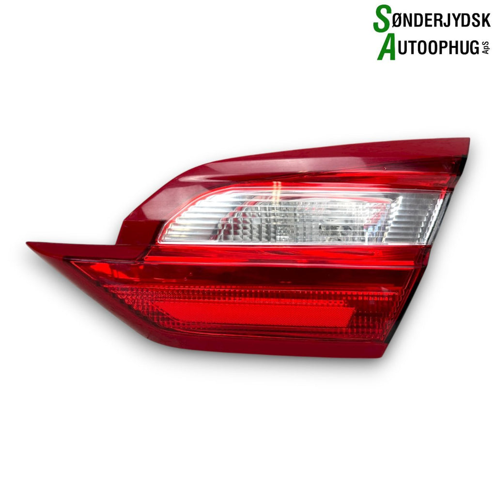 Ford Fiesta 8 Baglygte Med OEM Nr. 2527139 Fra Ford Ophugger