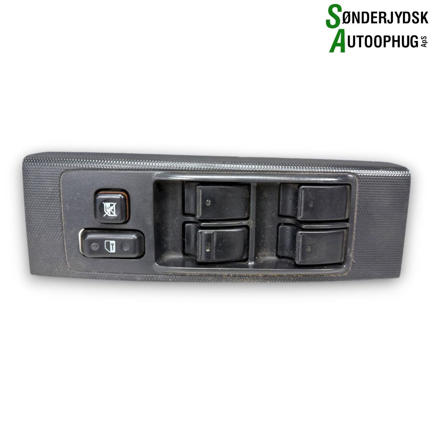Toyota Corolla Verso Kontakt Rudehejs Med OEM Nr. 848200F030 Fra Toyota Ophugger