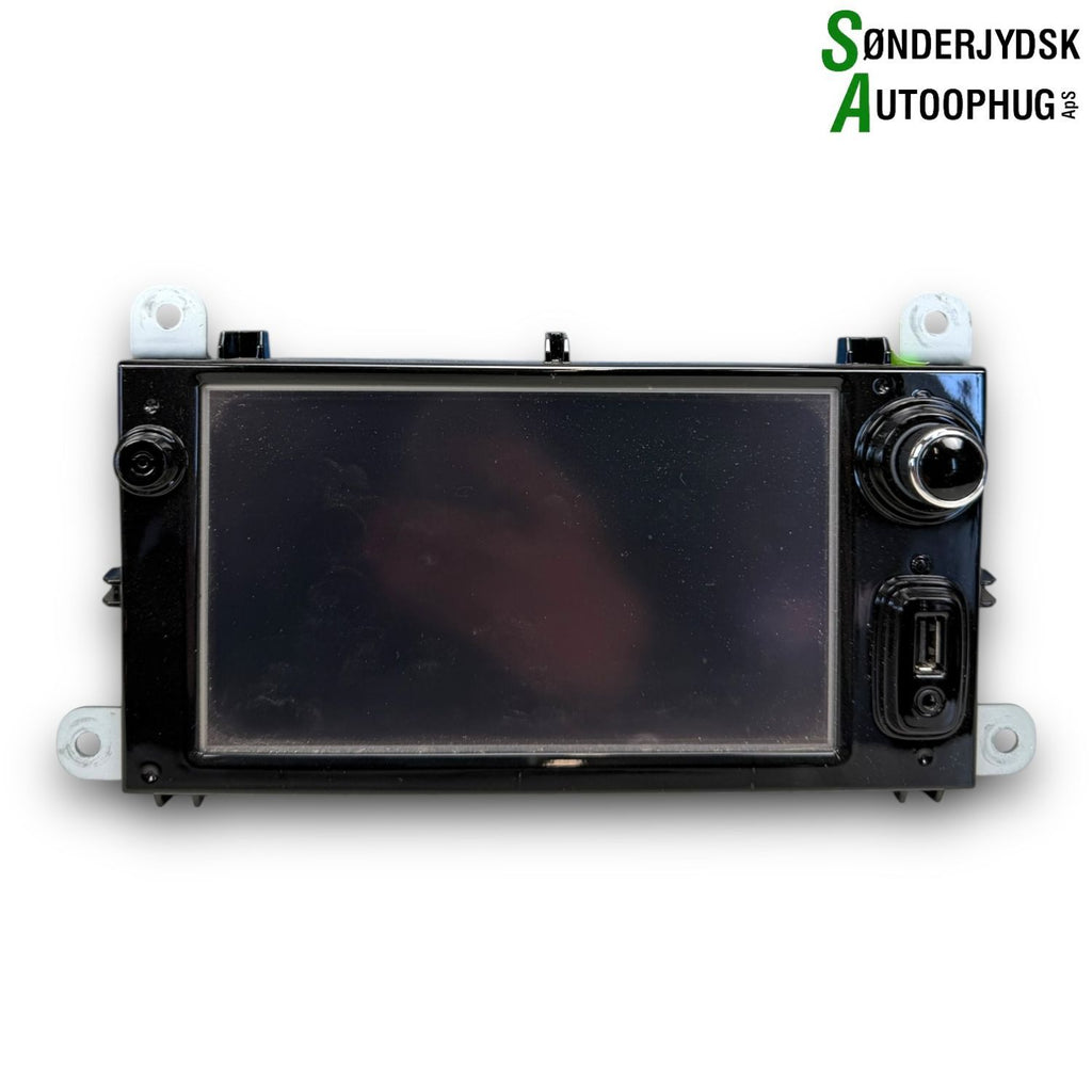 Renault Clio 4 Radio, Multi Display Med OEM Nr. 281153868r Fra Renault Ophugger