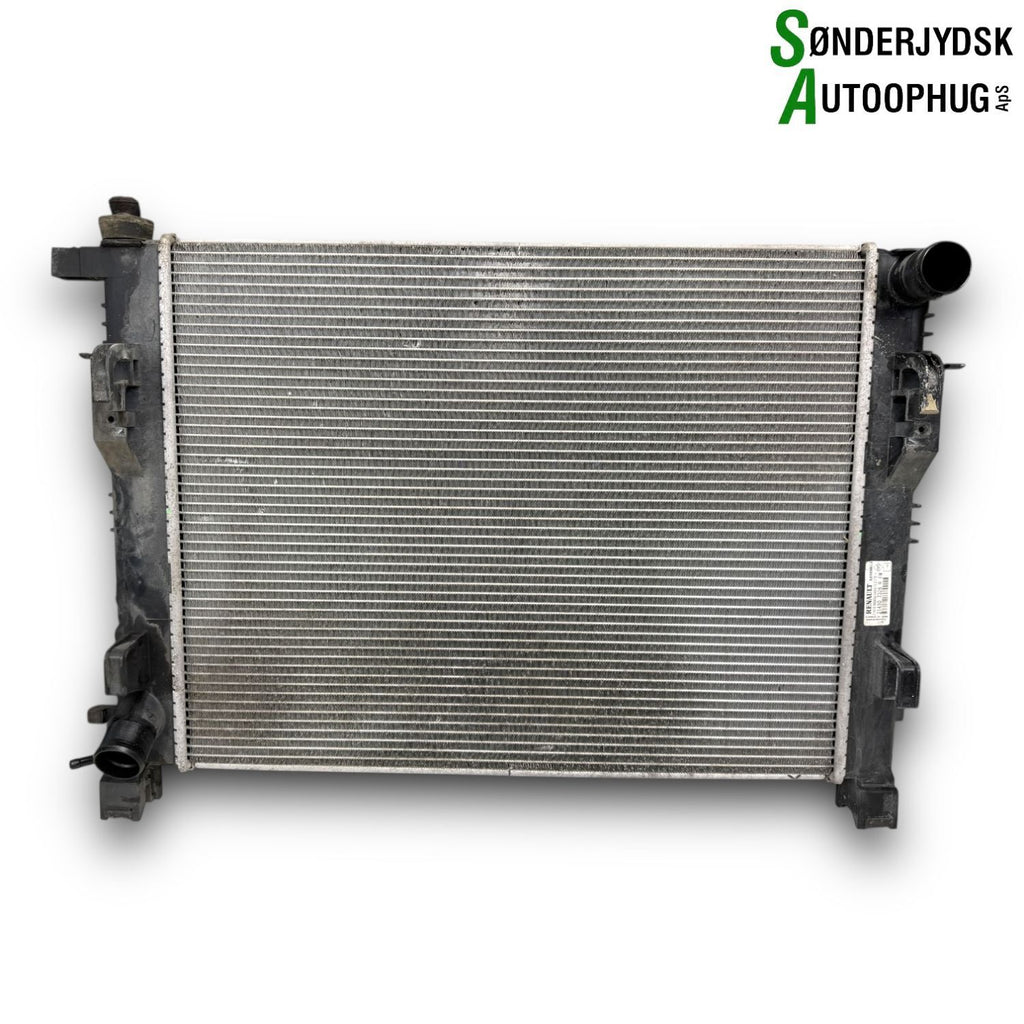 Renault Clio 4 Køler Med OEM Nr. 214107326R Fra Renault Ophugger