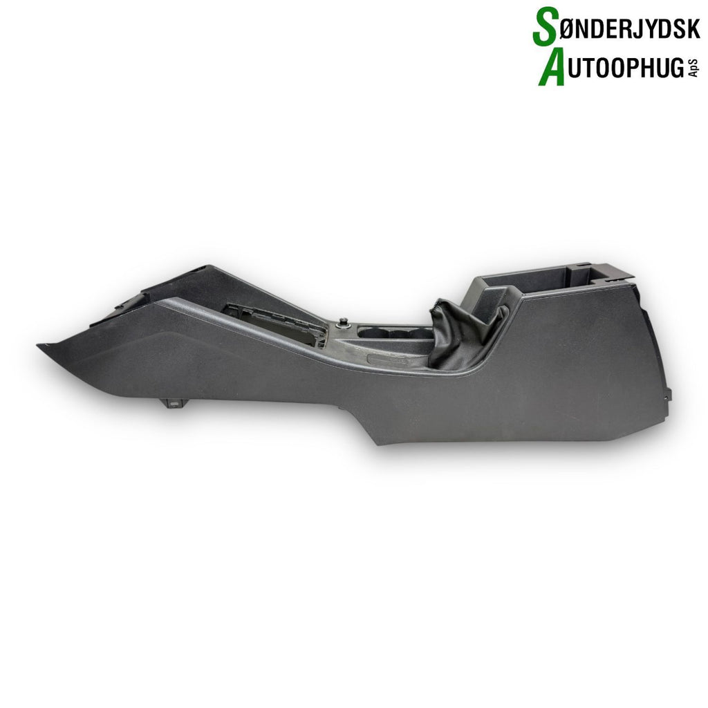 Skoda Octavia Midterkonsol Med OEM Nr. 5E1863243B9B9 Fra Skoda Ophugger