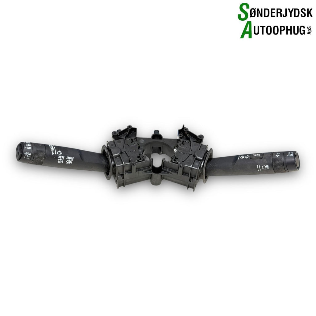 Opel Karl Kontakt Combi Med OEM Nr. 95415482 Fra Opel Ophugger
