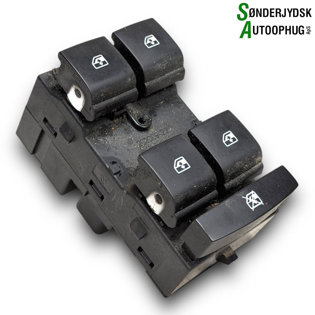 Opel Karl Kontakt Rudehejs Med OEM Nr. 95407142 Fra Opel Ophugger