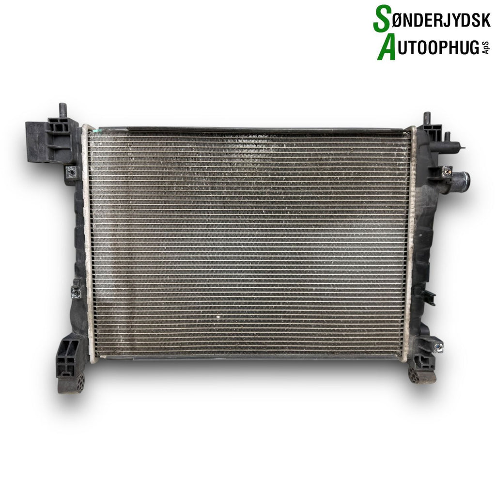 Opel Karl Køler Med OEM Nr. 1300375 Fra Opel Ophugger
