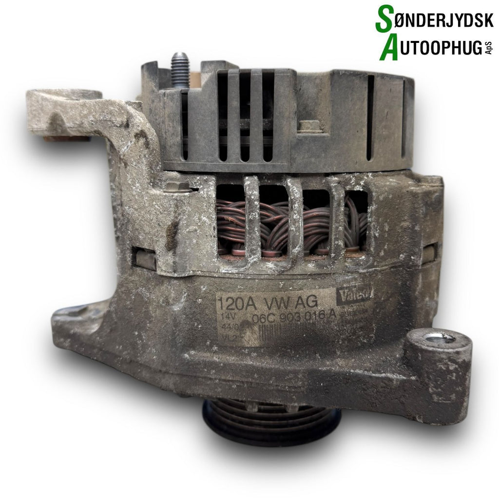 Audi A6 Generator Med OEM Nr. 06C903016AX Fra Audi Ophugger